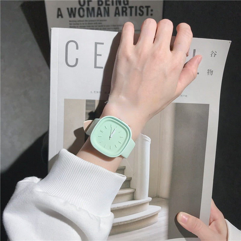 Women's Watches Brand Sport Style Fashion Ladies Watch Leather Watch Women Girls Female Quartz Wristwatches Montre Femme